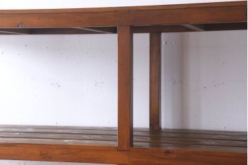 アンティーク家具　特大サイズ　古い木製の和製アンティーク飾り棚