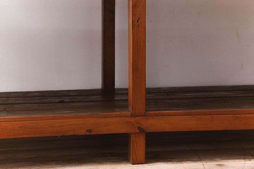 アンティーク家具　特大サイズ　古い木製の和製アンティーク飾り棚