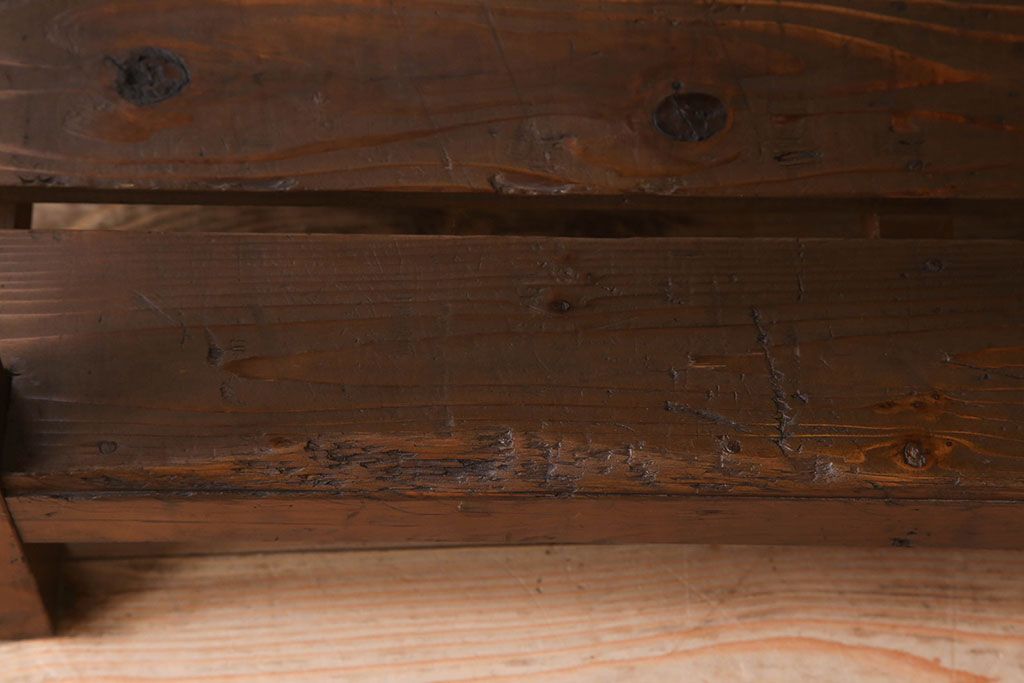 アンティーク家具　特大サイズ　古い木製の和製アンティーク飾り棚