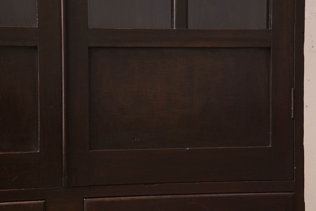 アンティーク家具　和製アンティーク　古い檜材の上品なブックケース(本棚)