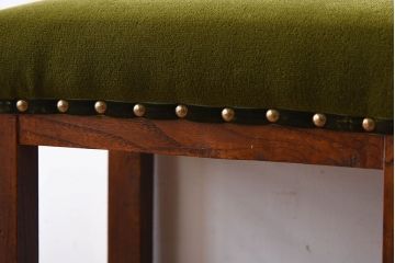 レトロ家具　古い欅材製のレトロなクッション座面角スツール