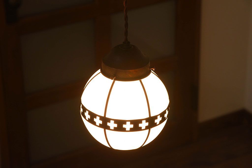 和製アンティーク　小ぶりな天井照明(銅巻)