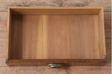 アンティーク雑貨　タモ材製　優れた意匠　和製アンティークの卓上収納(本立て)