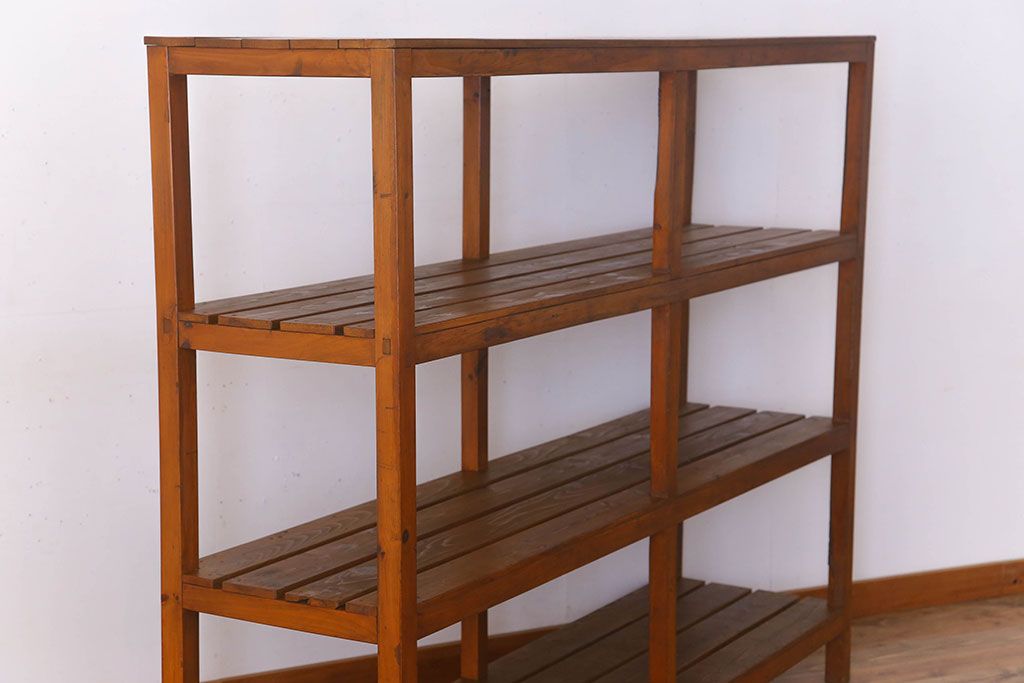 アンティーク家具　特大サイズ　古い木製の和製アンティーク飾り棚(2)