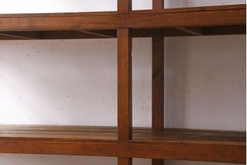 アンティーク家具　特大サイズ　古い木製の和製アンティーク飾り棚(2)