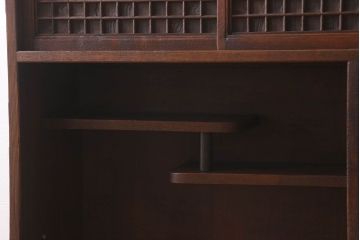 アンティーク家具　高級品　意匠が素晴らしい　アンティーク茶箪笥
