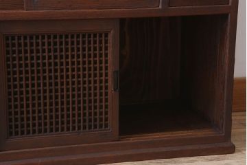 アンティーク家具　高級品　意匠が素晴らしい　アンティーク茶箪笥