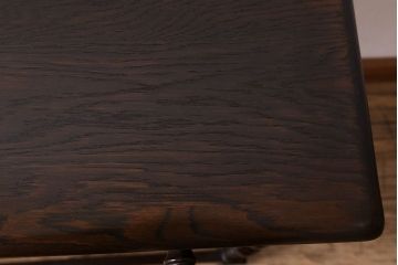 アンティーク家具　イギリスアンティーク　オーク材　サイドテーブル