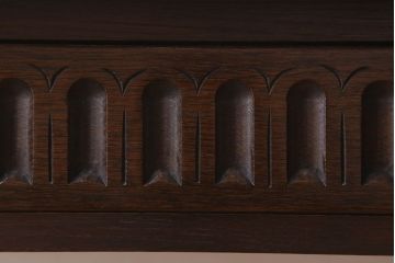 アンティーク家具　イギリスアンティーク　オーク材　サイドテーブル