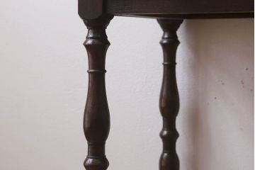 アンティーク家具　イギリスアンティーク　オーク材　サイドテーブル