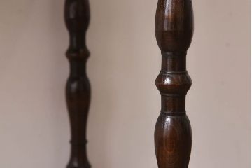 アンティーク家具　イギリスアンティーク　オーク材　サイドテーブル