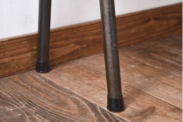 アンティーク家具　 天板一枚板　檜材　シンプルな鉄脚ベンチ(3)