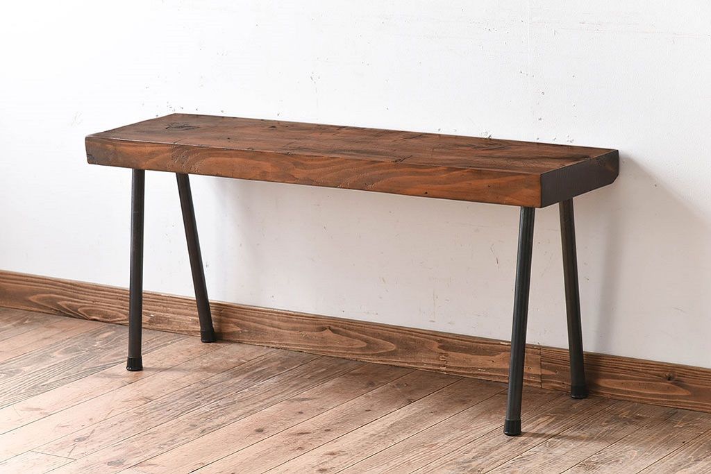 アンティーク家具　天板一枚板　檜材　シンプルな鉄脚ベンチ