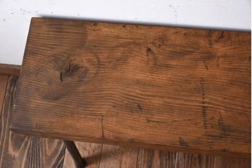 アンティーク家具　天板一枚板　檜材　シンプルな鉄脚ベンチ