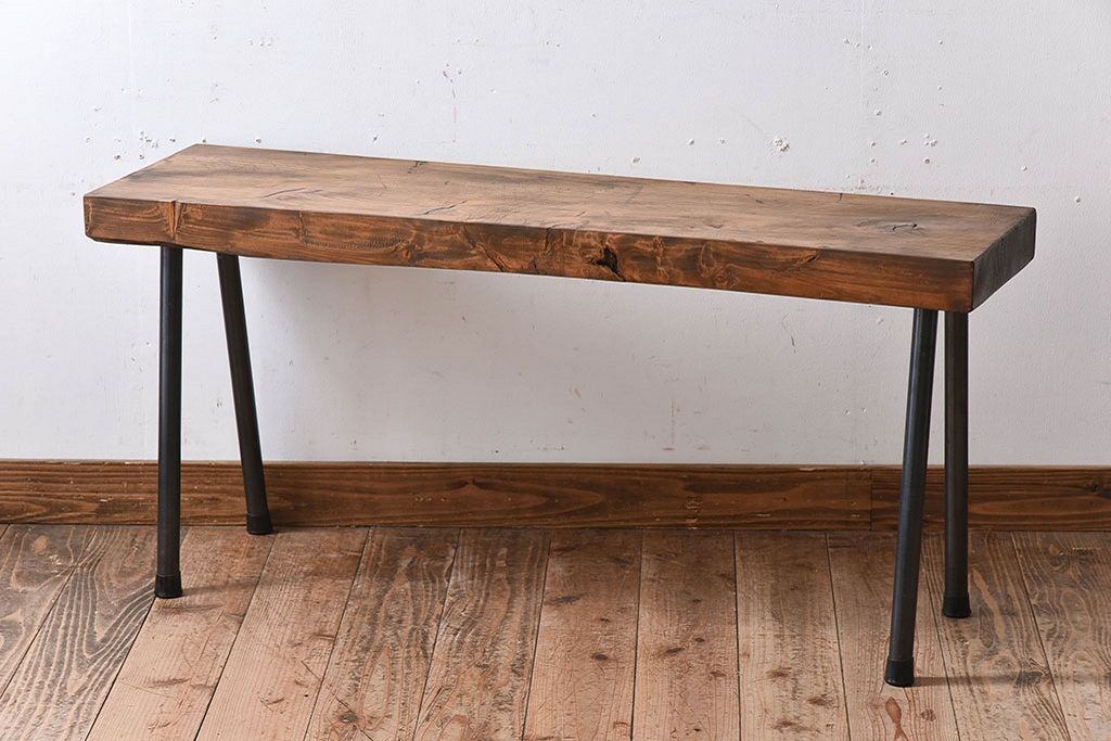 アンティーク家具　天板一枚板　檜材　シンプルな鉄脚ベンチ