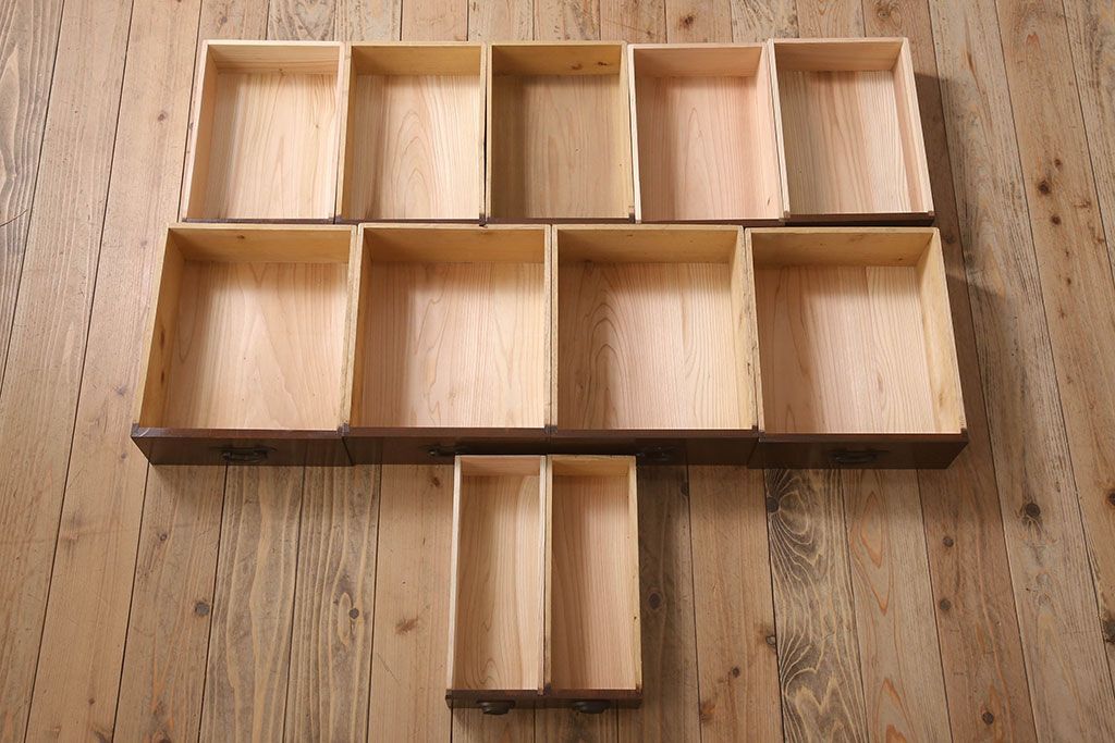 アンティーク家具　三方欅材　大正ロマン　高級品　引き出し31杯!大きなドロワー