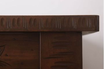 中古　特注品　軽井沢彫りの大ぶりダイニングテーブル