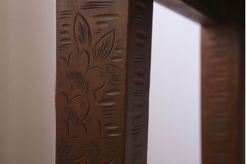 中古　特注品　軽井沢彫りの大ぶりダイニングテーブル