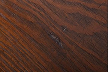 アンティーク家具　天板一枚板　朴の木材　アンティーク　シンプルな鉄脚テーブル