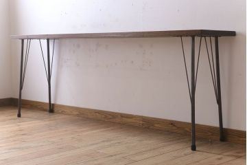 アンティーク家具　天板一枚板　ラワン材　シンプルな鉄脚テーブル(2)
