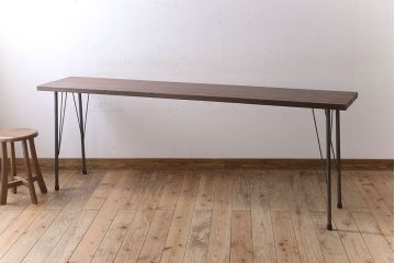 アンティーク家具　天板一枚板　ラワン材　シンプルな鉄脚テーブル(2)