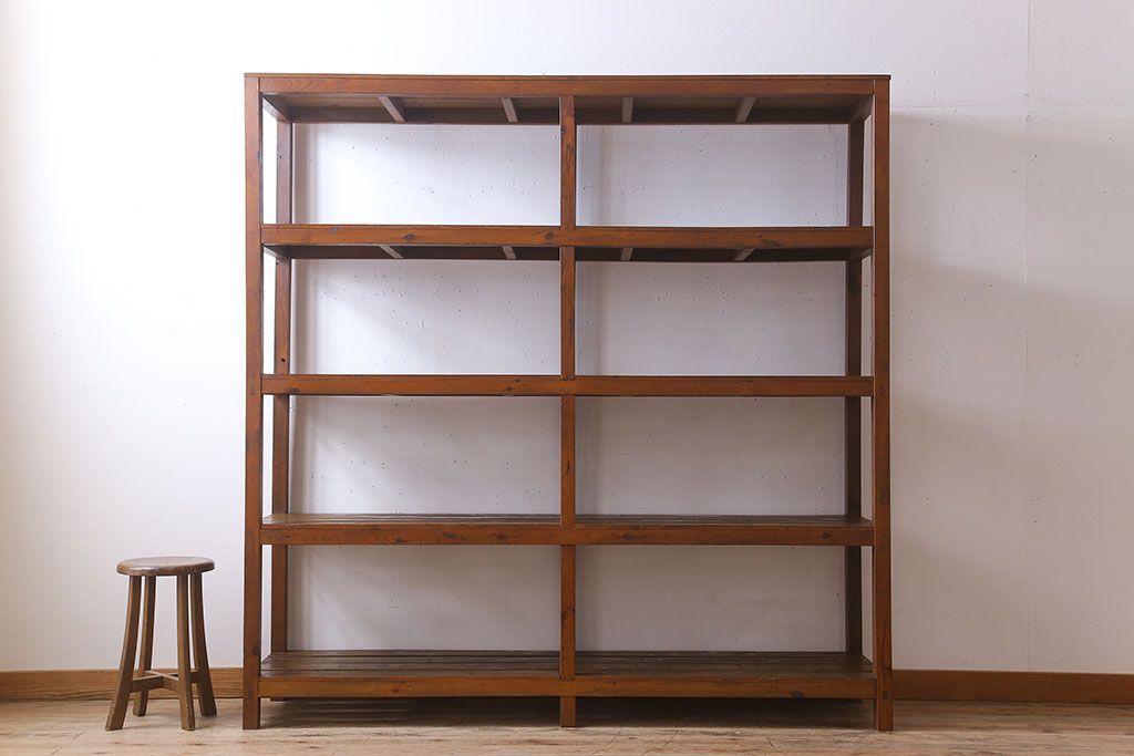 アンティーク家具　特大サイズ　古い木製の和製アンティーク飾り棚(3)