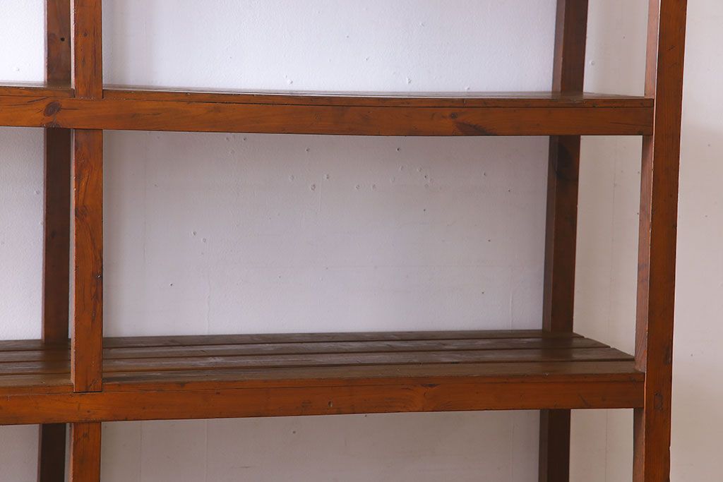 アンティーク家具　特大サイズ　古い木製の和製アンティーク飾り棚(3)