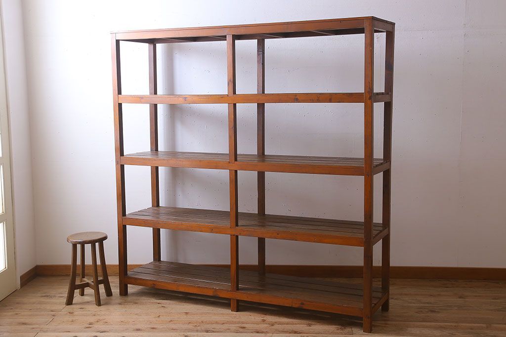 アンティーク家具　特大サイズ　古い木製の和製アンティーク飾り棚(3)