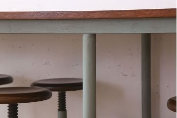 ラフジュ工房オリジナル 8脚格納スツール付きテーブル