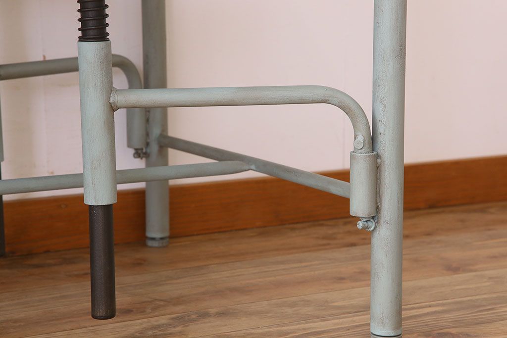 ラフジュ工房オリジナル 8脚格納スツール付きテーブル