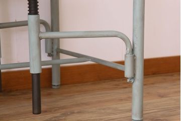 ラフジュ工房オリジナル 8脚格納スツール付きテーブル