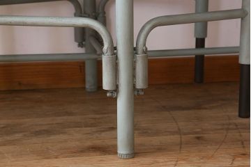 ラフジュ工房オリジナル 8脚格納スツール付きテーブル