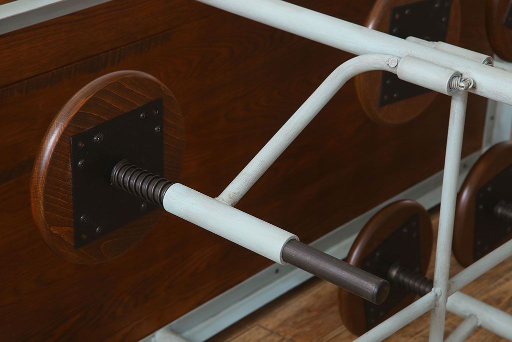 ラフジュ工房オリジナル 8脚格納スツール付きテーブル