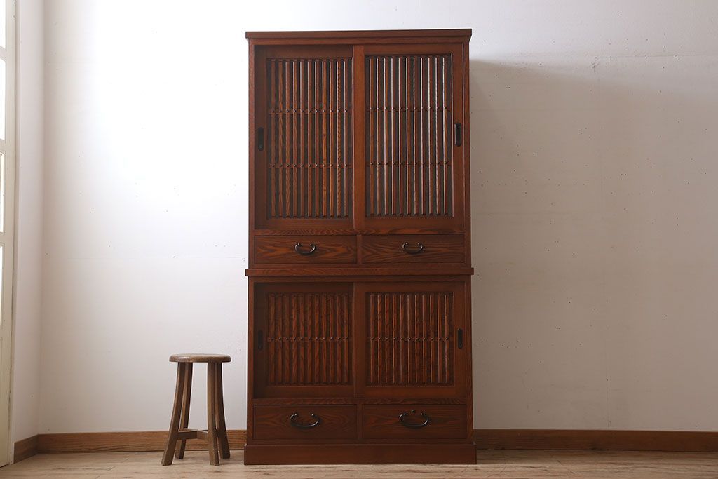 中古　タモ材製　民芸家具　高級品　2段重ね食器棚(定価38万8千円)