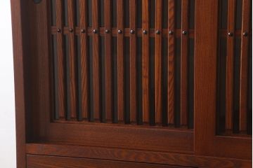 中古　タモ材製　民芸家具　高級品　2段重ね食器棚(定価38万8千円)