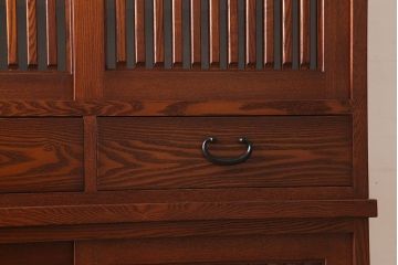 中古　タモ材製　民芸家具　高級品　2段重ね食器棚(定価38万8千円)