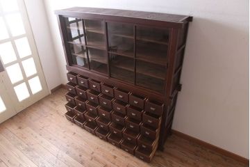 アンティーク家具　和製アンティーク　前面檜材　古い木製の薬箪笥