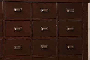 アンティーク家具　和製アンティーク　前面檜材　古い木製の薬箪笥