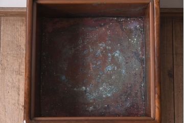 アンティーク雑貨　共箱　高級品　指物　桑無垢材のアンティーク火鉢