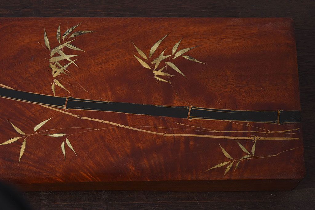 アンティーク雑貨 アンティーク 漆塗り クスノキ材 蒔絵入り襟箱(半襟箱)