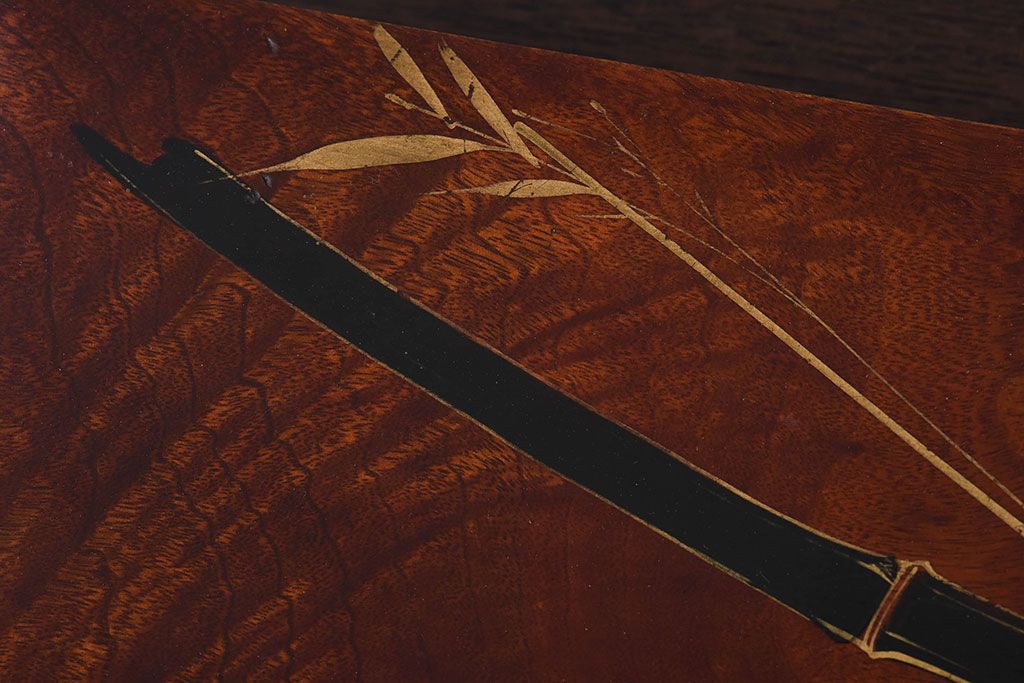 アンティーク雑貨 アンティーク 漆塗り クスノキ材 蒔絵入り襟箱(半襟箱)