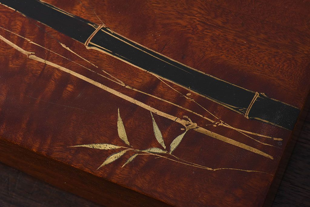 アンティーク雑貨 アンティーク 漆塗り クスノキ材 蒔絵入り襟箱(半襟箱)