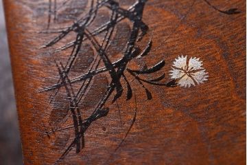 アンティーク雑貨　古い木製のレトロで小さな小物収納箱