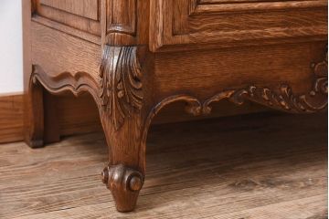 ヴィンテージ家具　フランスビンテージ　オーク材製　彫刻入りガラスケース(ショーケース)