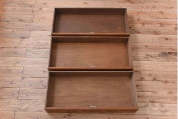 ヴィンテージ家具　フランスビンテージ　オーク材製　彫刻入り3段チェスト(キャビネット)