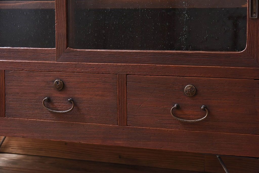 アンティーク家具　アンティーク　気泡ガラス引き戸の鉄脚ローボード(2)