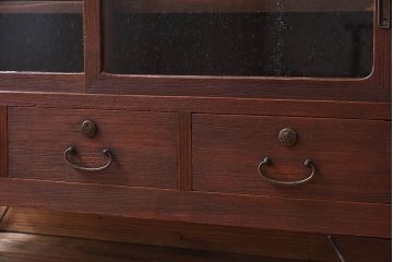 アンティーク家具　アンティーク　気泡ガラス引き戸の鉄脚ローボード(2)