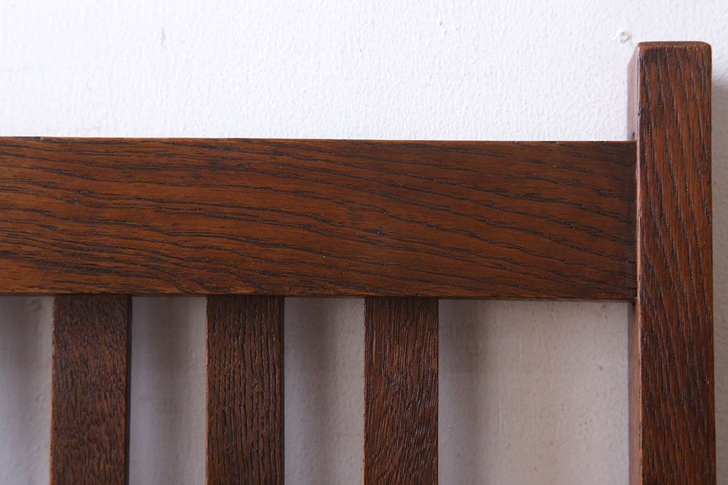 アンティーク家具　クッション座面　ナラ材製のシンプルなアンティークチェア(2)