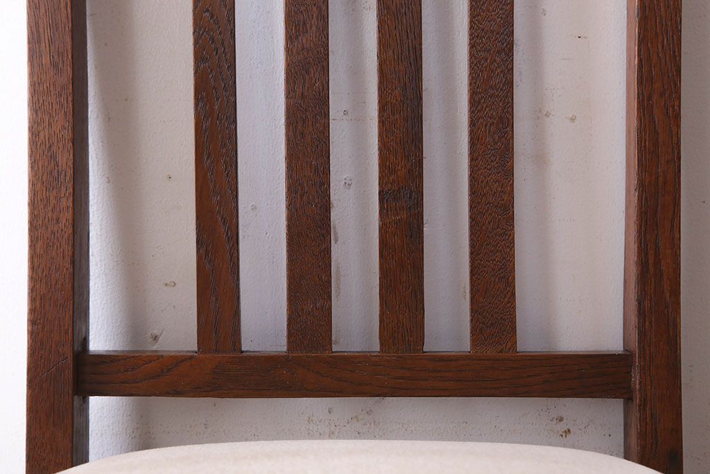 アンティーク家具　クッション座面　ナラ材製のシンプルなアンティークチェア(2)