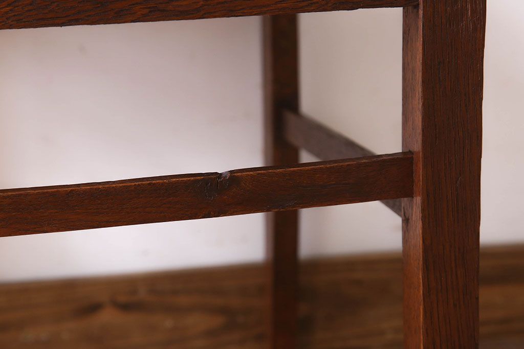 アンティーク家具　クッション座面　ナラ材製のシンプルなアンティークチェア(2)